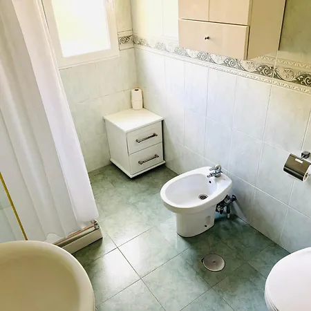 木屋 Spacious On Golf Course *