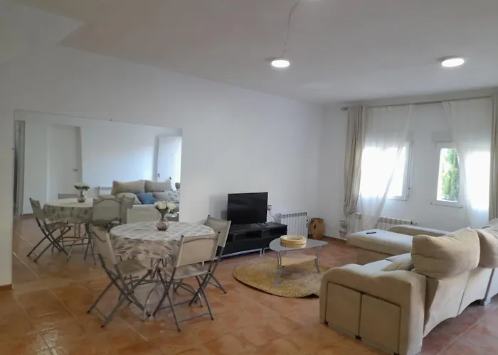 Chalé Spacious On Golf Course