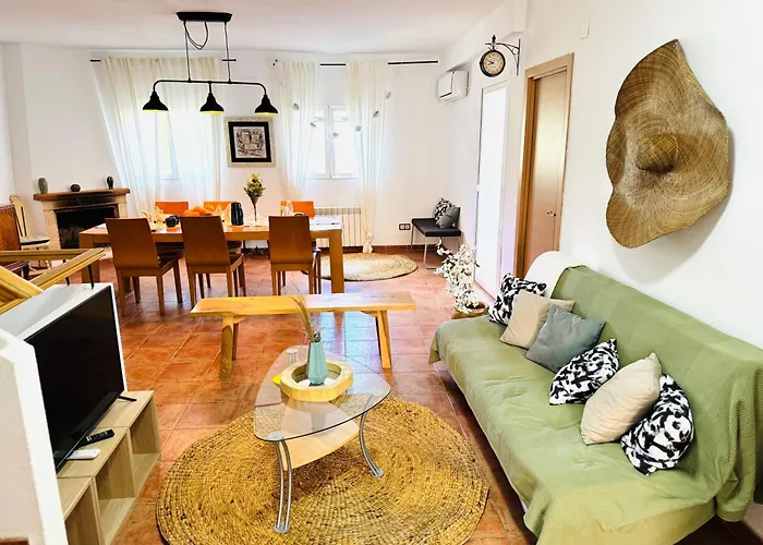 Chalé Spacious On Golf Course